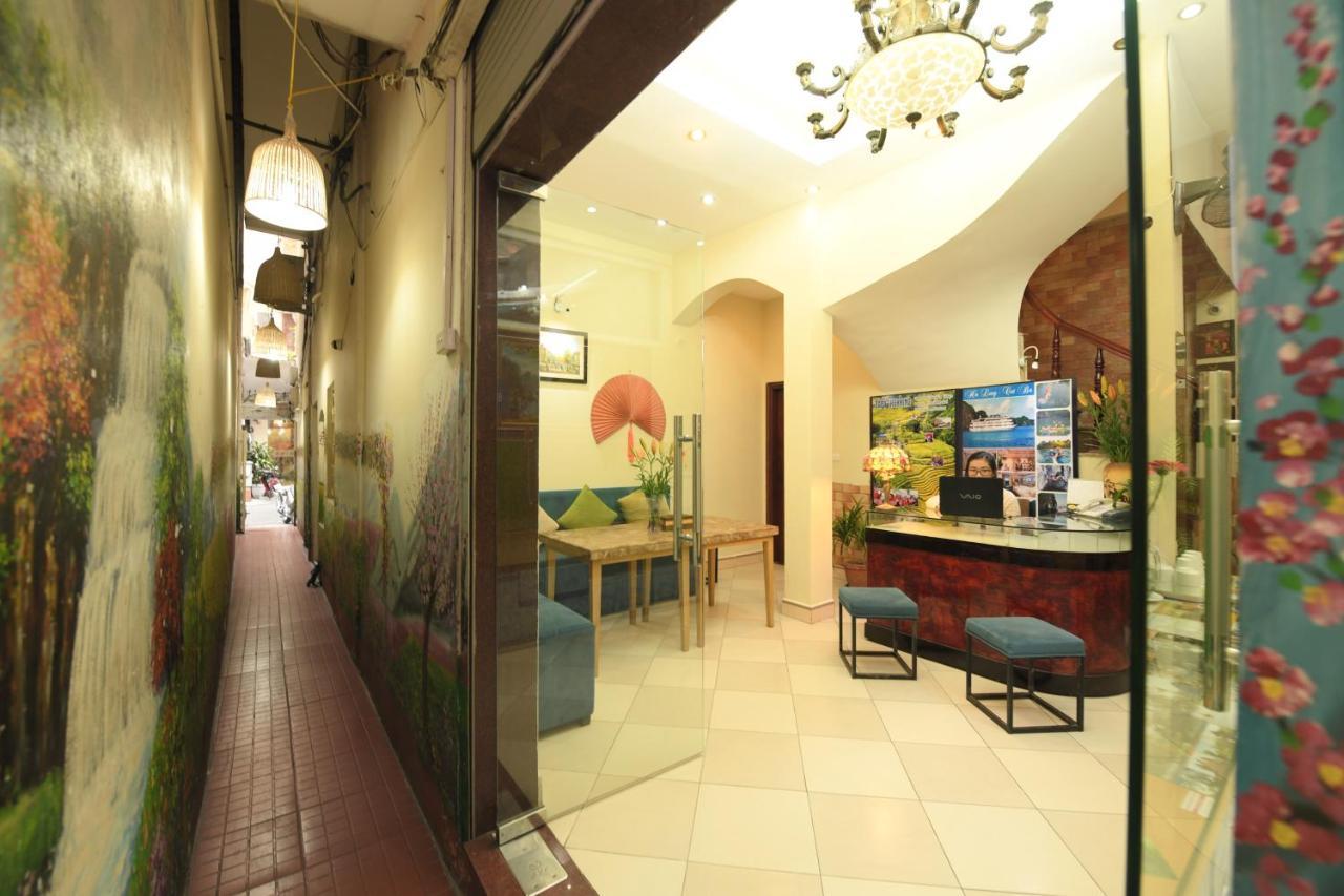 Holiday Lakeview Hotel Hanoi Exterior photo