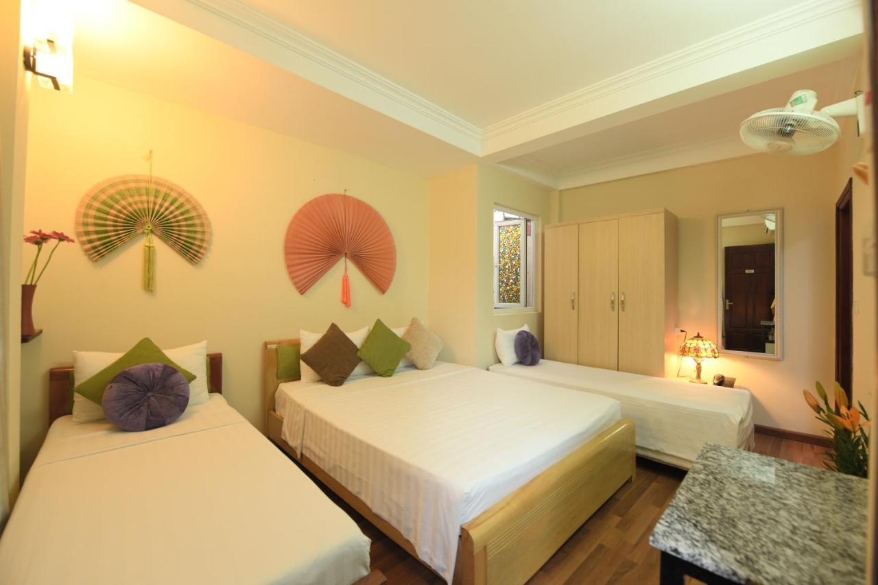 Holiday Lakeview Hotel Hanoi Exterior photo