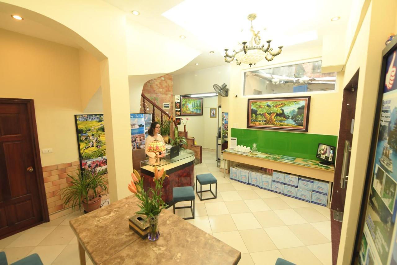 Holiday Lakeview Hotel Hanoi Exterior photo